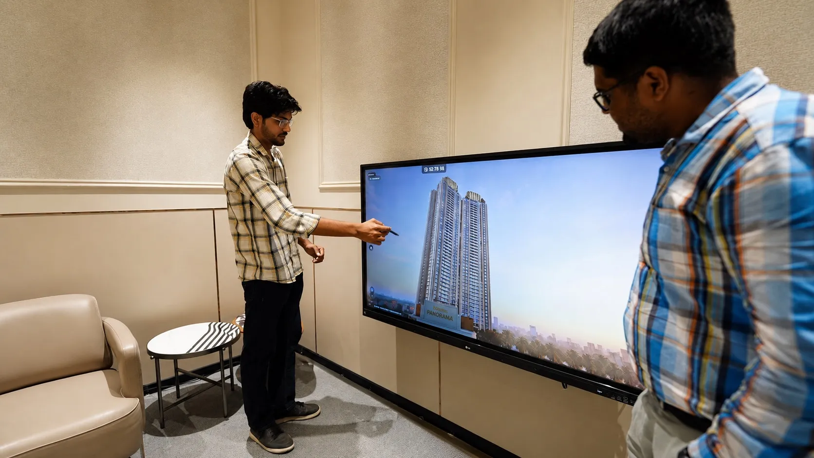 Smarter Selling with Virtual Experience Centers for Developers