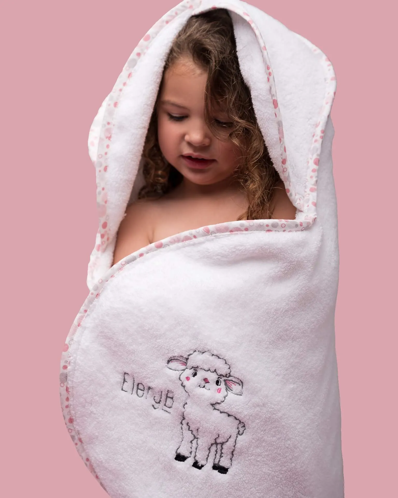 Why a Pink Hooded Baby Towel Is Ideal for Gentle Baby Skin Care