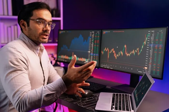 What Is the Best Online Trading Platform in India for New and Experienced Investors?