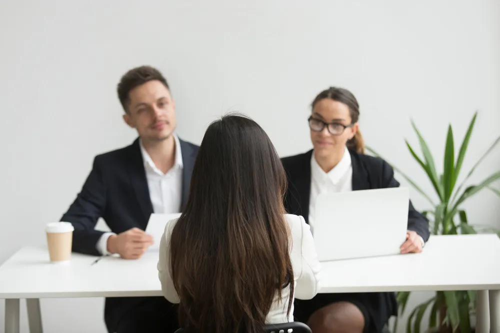 Still Applying Without Interviews? Is a Job Search Crash Course the Missing Piece in Your Strategy?