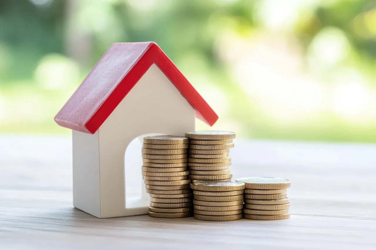 How Real Estate Private Equity Returns Are Benchmarked Against Other Asset Classes