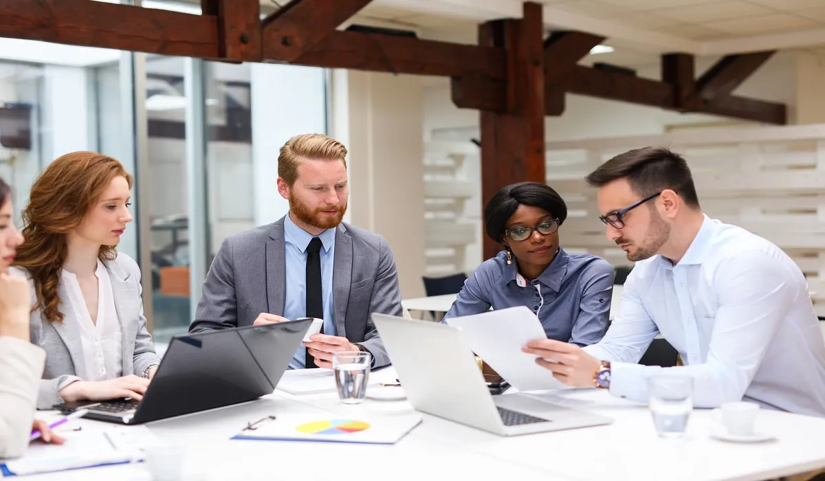 Why Do Businesses Need M&A Advisory Firms in Illinois to Grow?