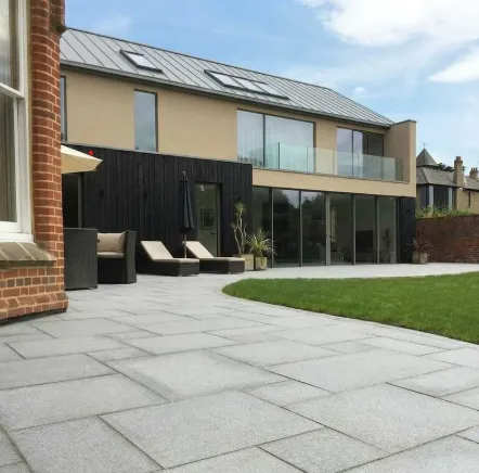 Why Professional Landscapers Prefer Romex Rompox Jointing Compounds