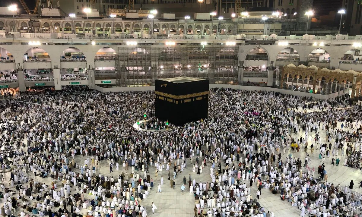 Umrah Travel Agency from New York – Plan Your Sacred Journey with Qalam Travels