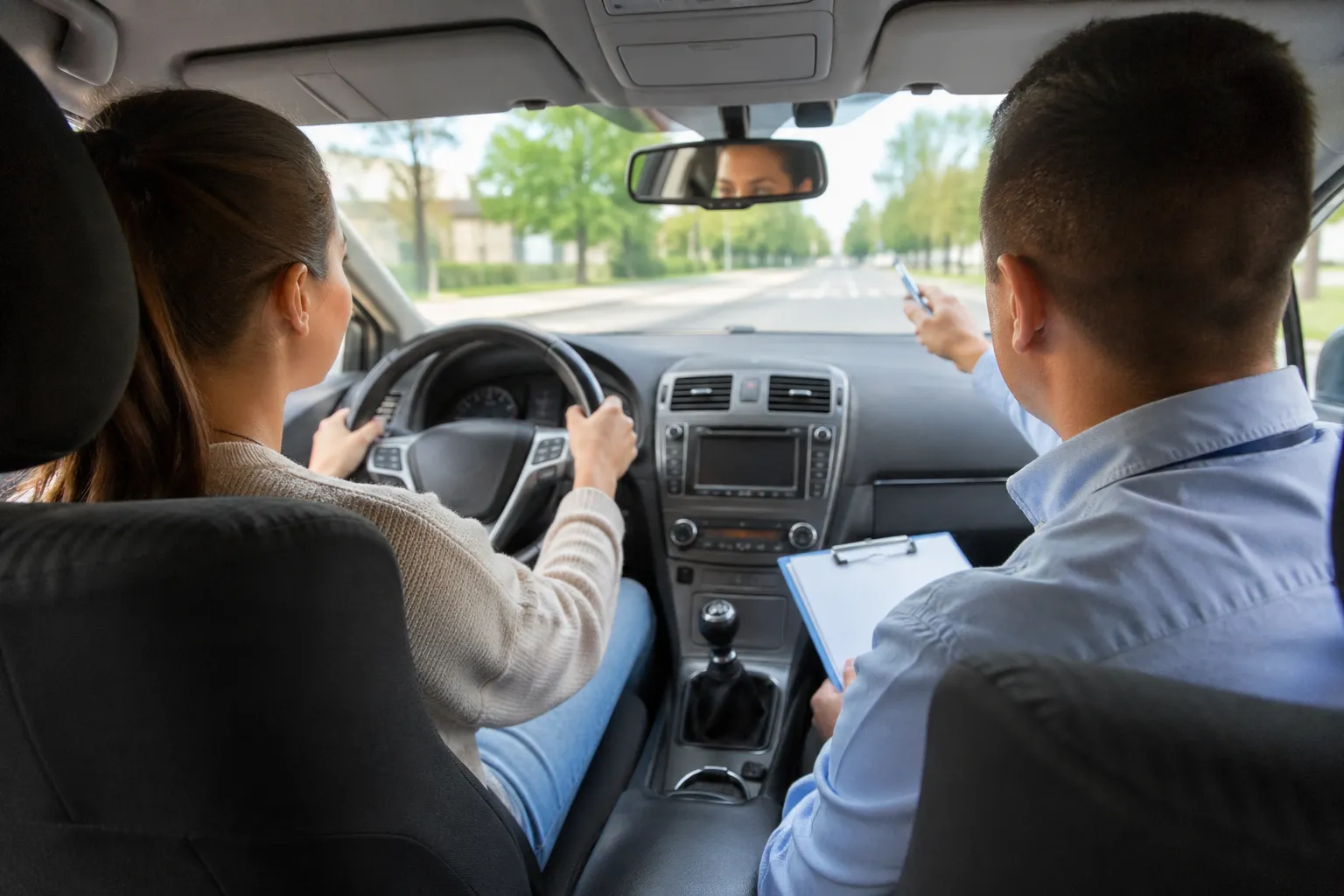 Driving Instructor Saint Catherines Helps You Learn Safe and Confident Driving