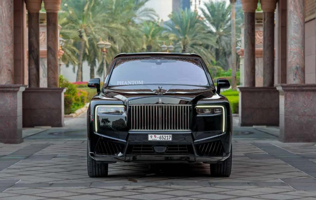 Why Long Term Car Hire in Dubai Is the Ultimate Solution for Extended Stays