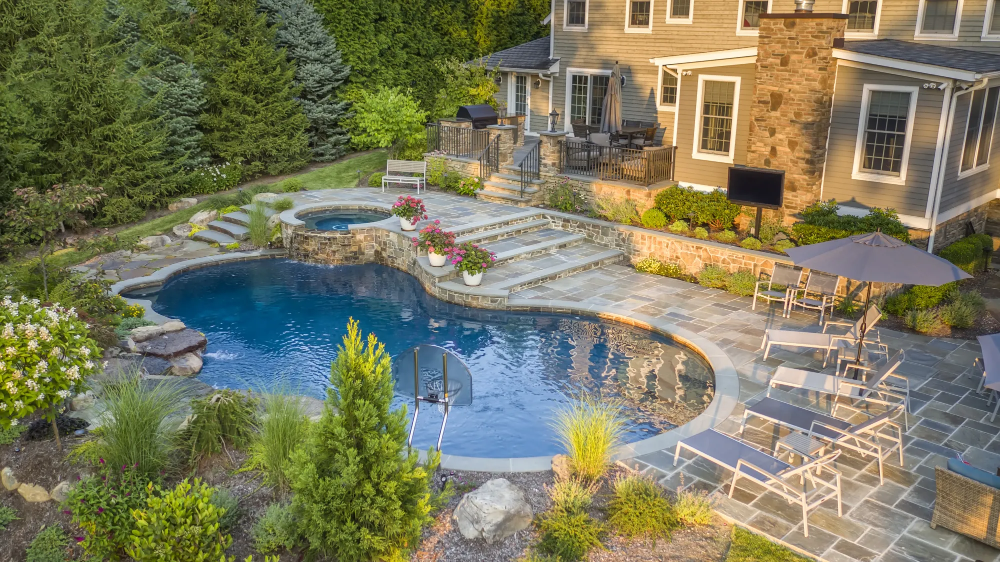 What Makes a Concrete Fiberglass Pool a Smart Choice for Modern Homes?