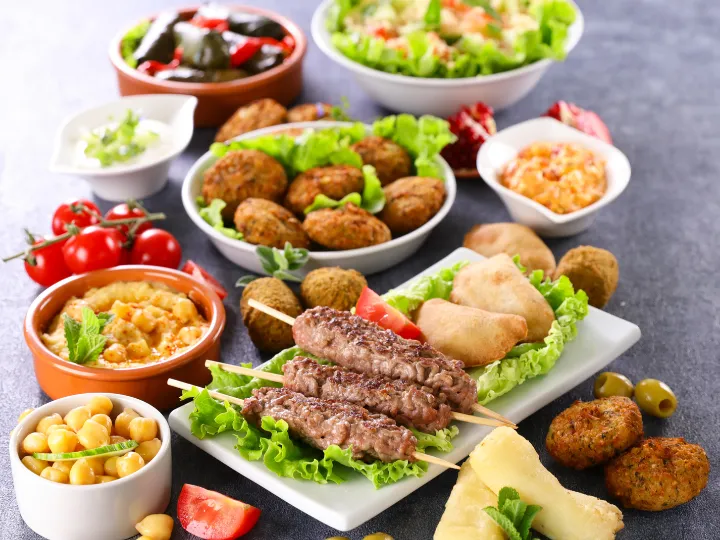 How Ancient Cooking Traditions Continue to Influence Modern Dining Trends