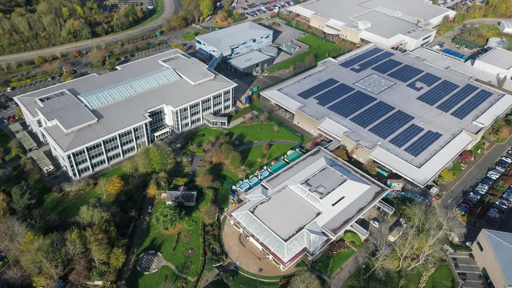 Redefining the Vertical Grid: The Rise of Drone-Powered Exterior Cleaning