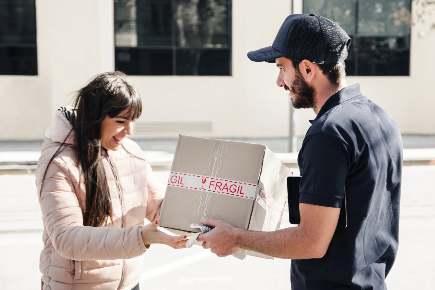 Same Day Parcel Delivery Service: Faster Deliveries Without Compromising Reliability