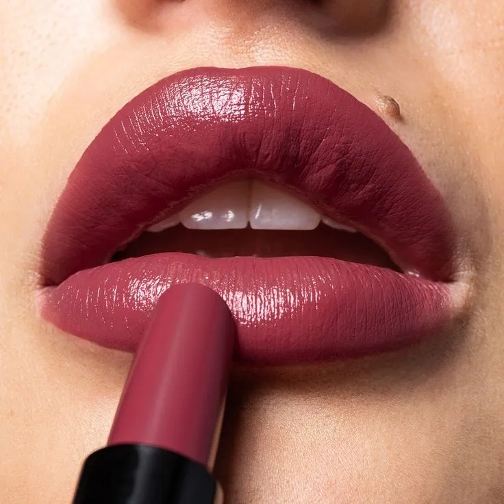 Bridal Lip Shades: Best Colors to Complete Your Wedding Look