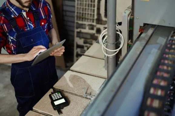 Reducing Data Center Downtime with High-Performance Genset Solutions