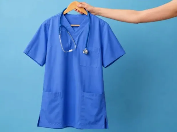 How Nursing Uniform Materials Affect Daily Performance