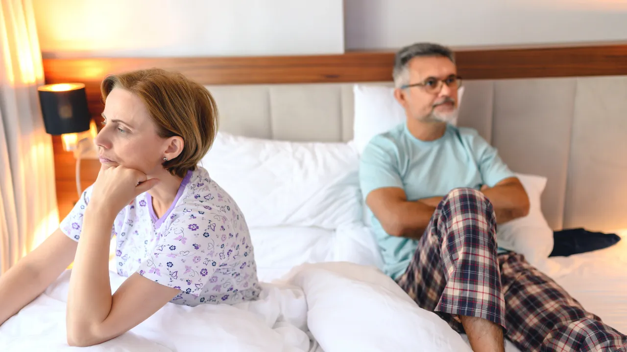 What Are the Unhealthy Relationship Signs You Should Never Ignore?