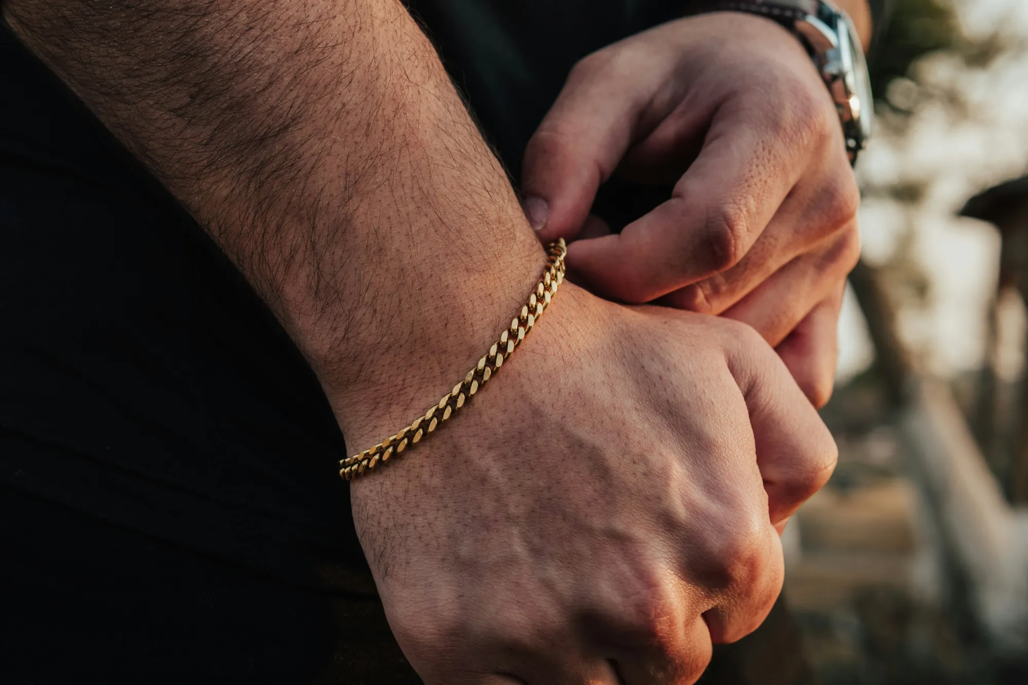 Best Men's Gold Bracelets for Everyday Wear