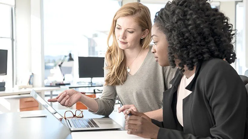 Simulation Based Learning: Transforming Workplace Training Through Realistic Practice