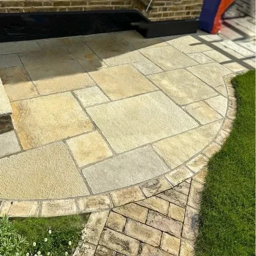 Natural Limestone Paving vs Sandstone: Which Offers Better Value?