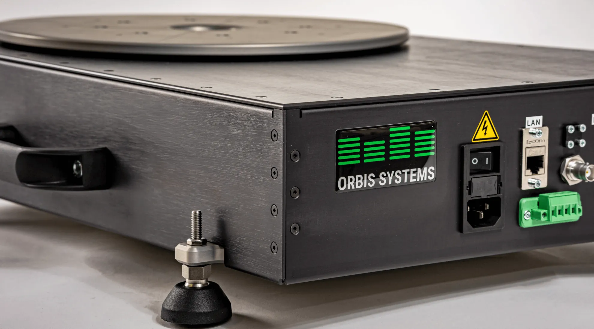 A Practical Guide to RF Test Positioners for OTA Chamber Testing