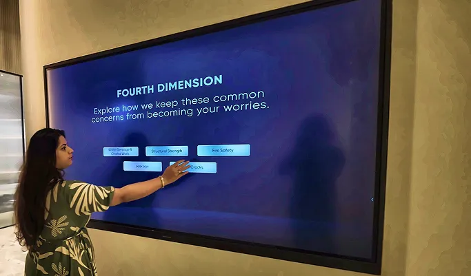 Integrate Physical Spaces and Digital Interaction With Experience Center Solutions