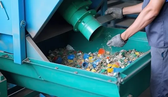 Common Chip Disposal Challenges in Machine Shops and How to Solve Them