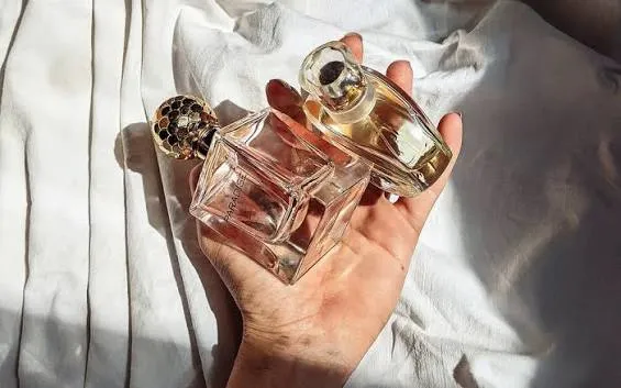 How Climate, Skin Type, and Lifestyle Affect Luxury Fragrance Performance