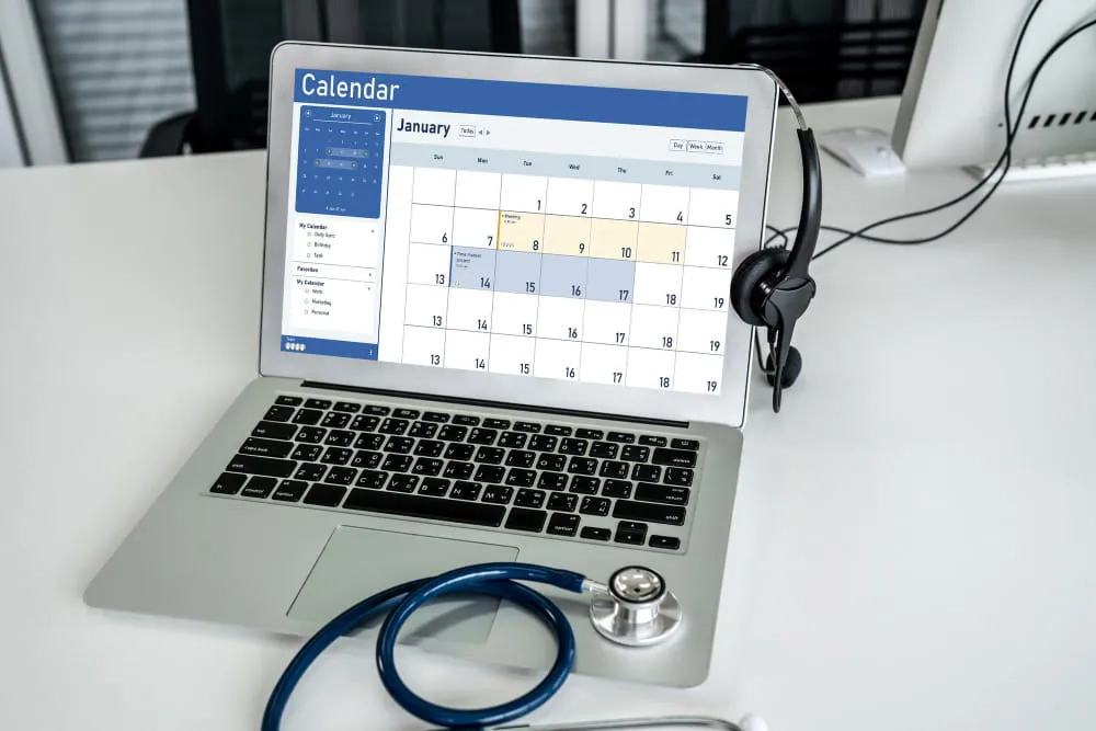 How Medical Accounts Receivable Services Reduce Aging Claims
