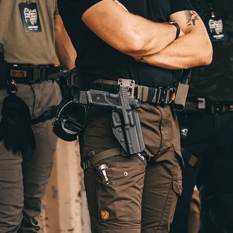 Leather vs. Kydex: Which Holster Is Right for You?