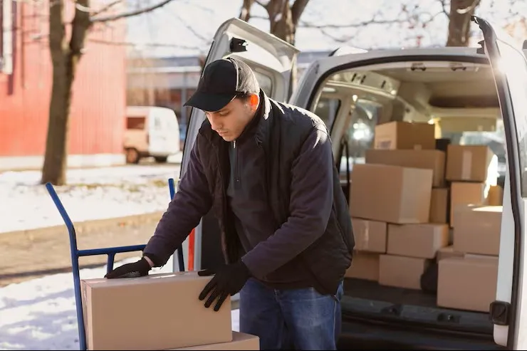 What Should You Do Before Calling Last Minute Movers Toronto on Moving Day?
