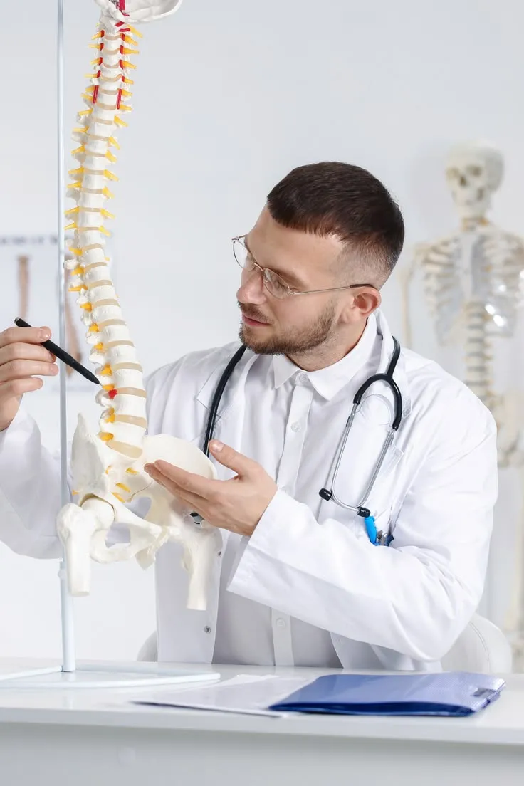 How a Spine Surgeon Near Me Can Help You Regain Mobility
