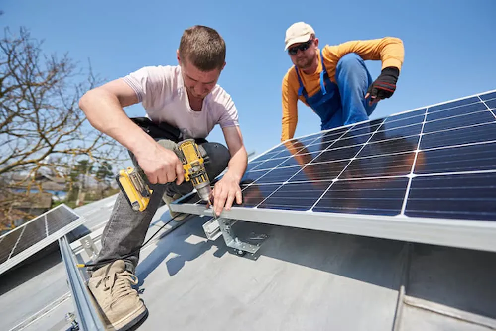 Choosing the Right Home Solar Panel Installation Company