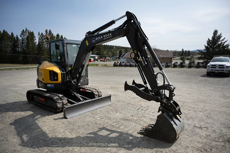Northern New Hampshire excavator and heavy equipment rentals: Durable options that work for you