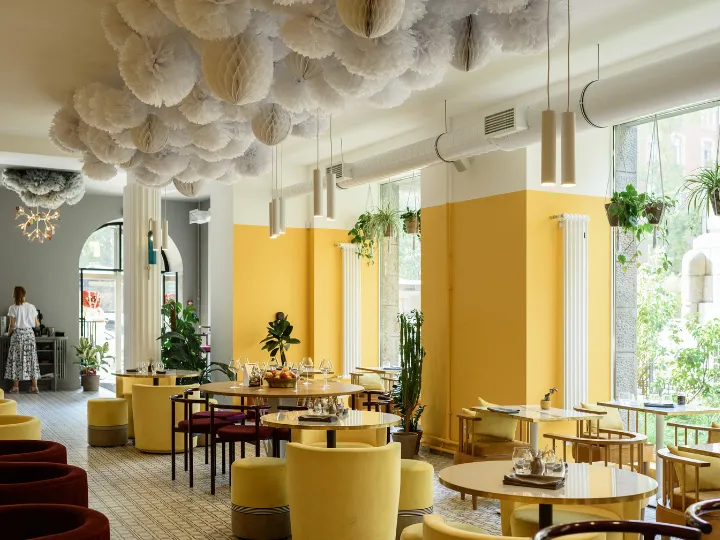 Experience the Best Indian Restaurant Cuisine Near You