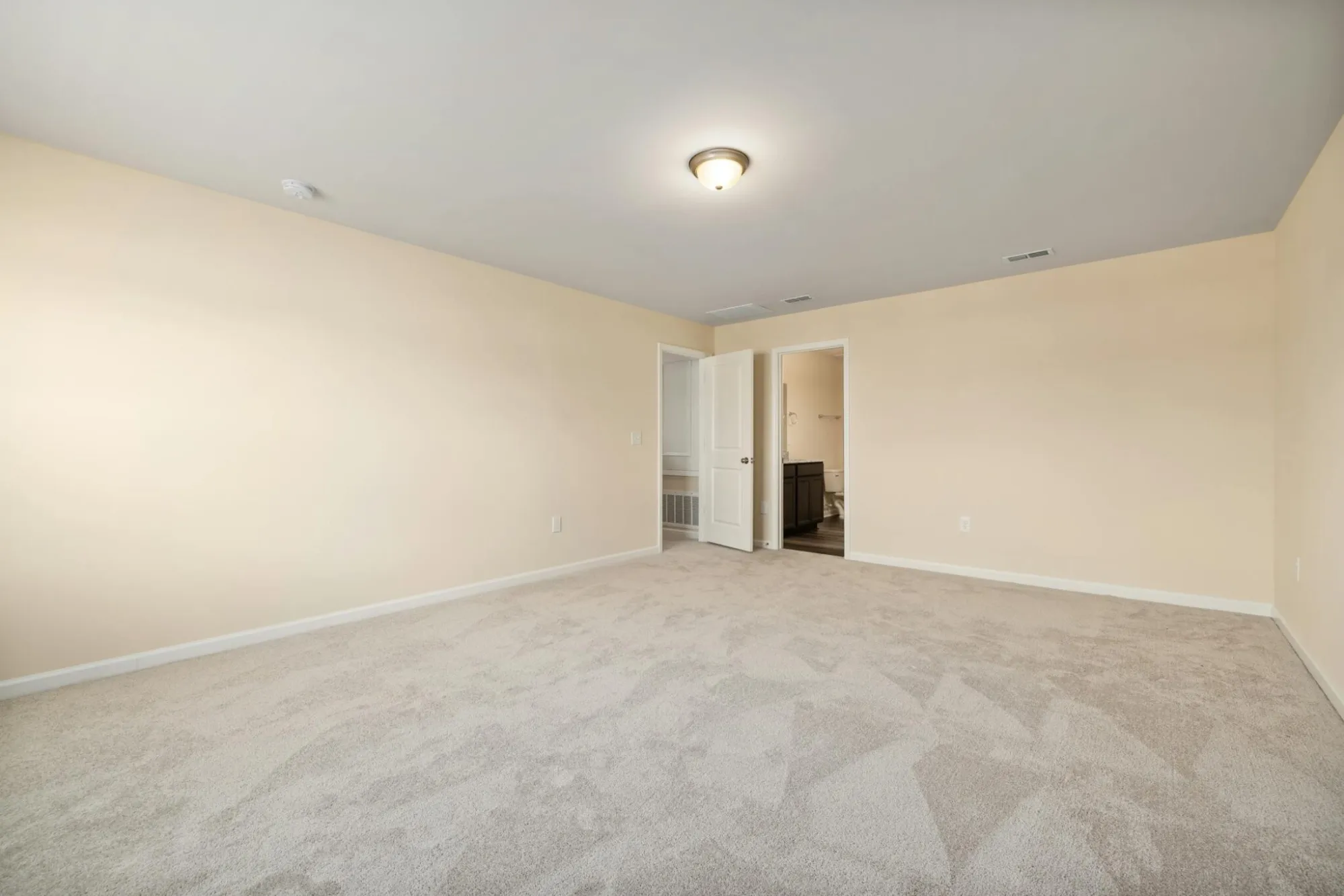 Carpet Steam Cleaning: The Smart Choice for Long-Lasting Carpet Care
