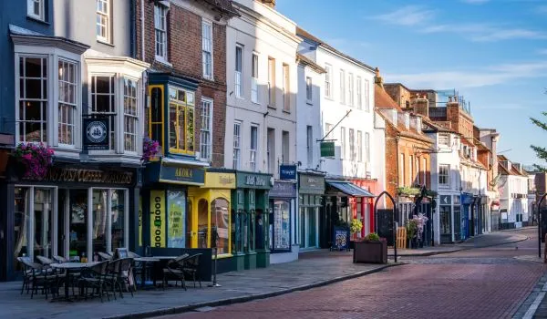 Why Surrey Businesses Are Switching to Local Accounting Services