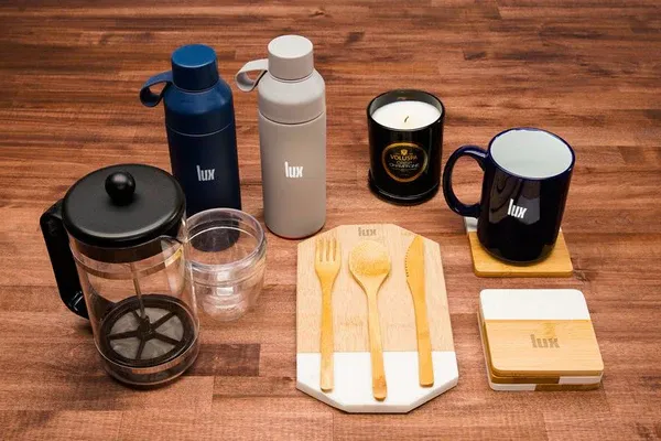 Building Brand Identity: Custom Corporate Gift Ideas & Gifting Solutions