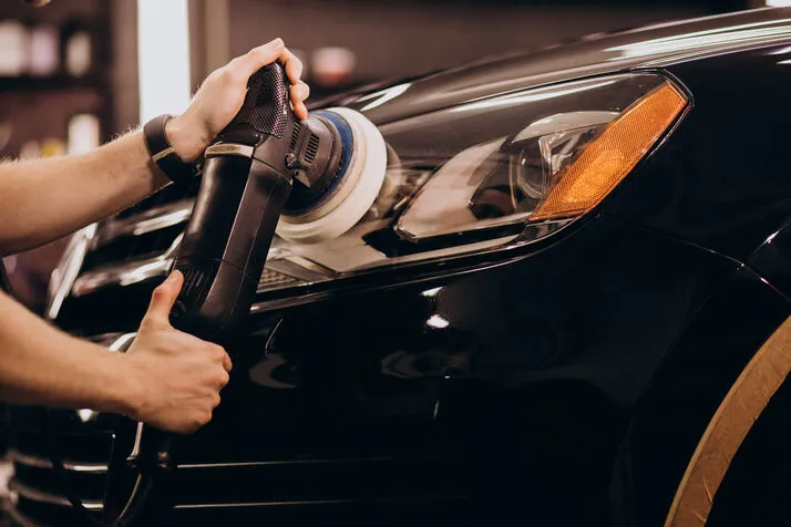 Choosing the Right Car Polishing Service: Tips for a Stunning Automotive Shine