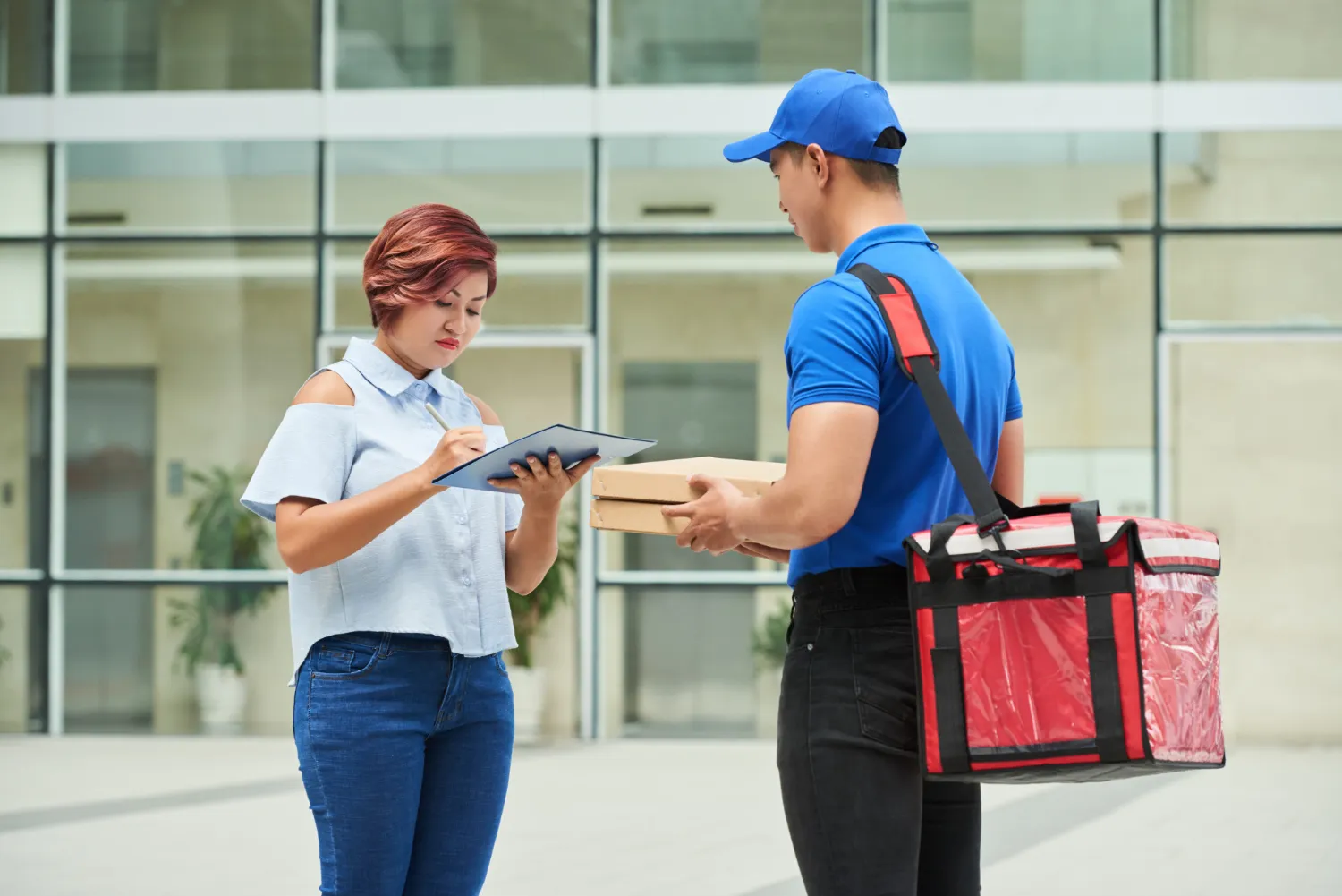 Same Day Delivery Service for Large, Fragile and Urgent Deliveries