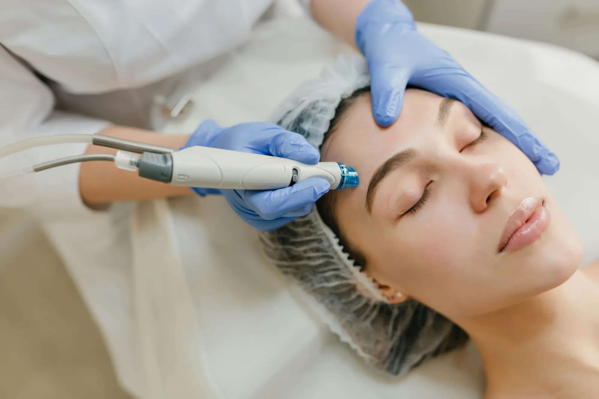 Most Common Skin Diseases: Symptoms, Causes, Treatments & Prevention Tips