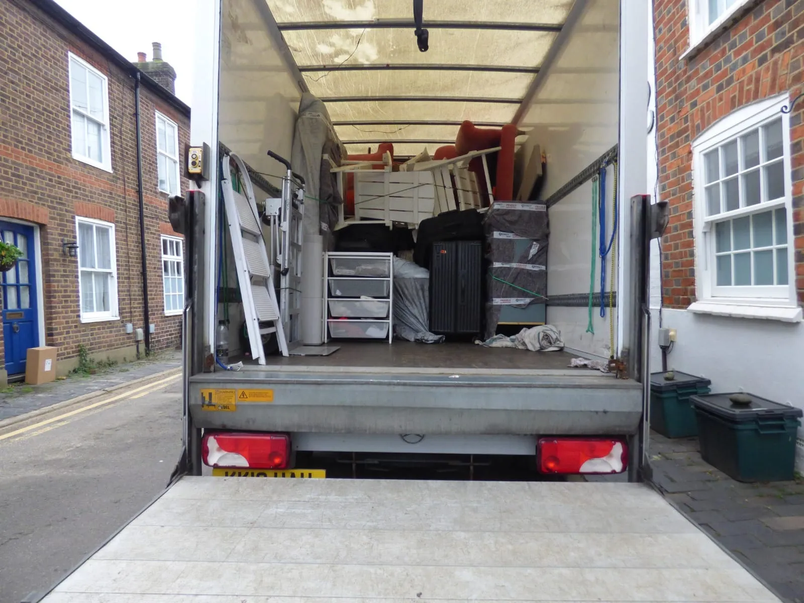 Top 5 Best Removal Companies in Luton for Office Relocations