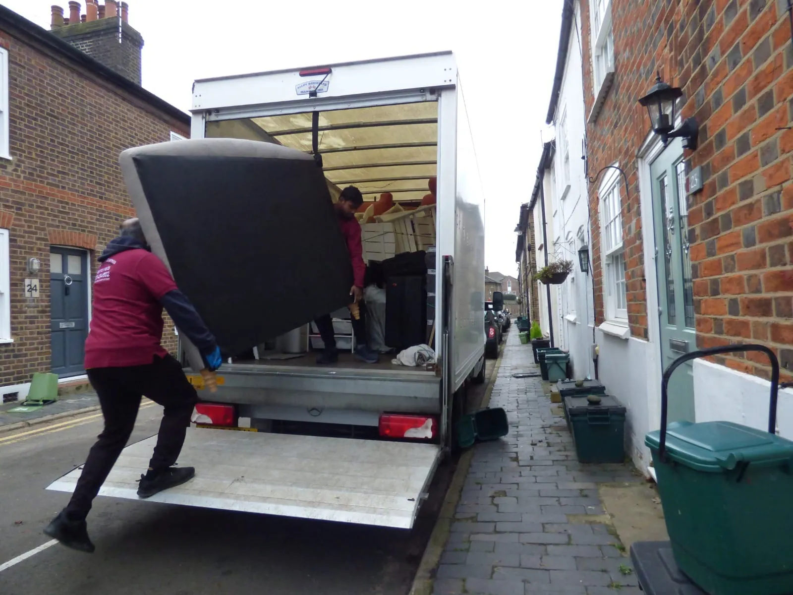 Top 5 Best Removal Companies in Luton with Excellent Customer Reviews
