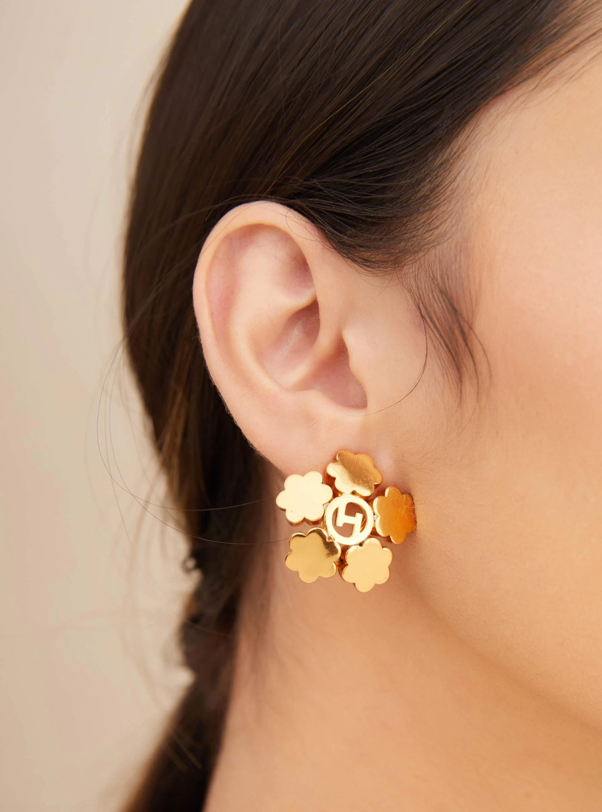 How to Style Contemporary Earrings for Any Occasion