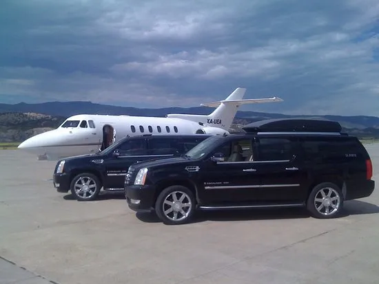 Airport Limousine Service for Reliable and Luxury Airport Transportation