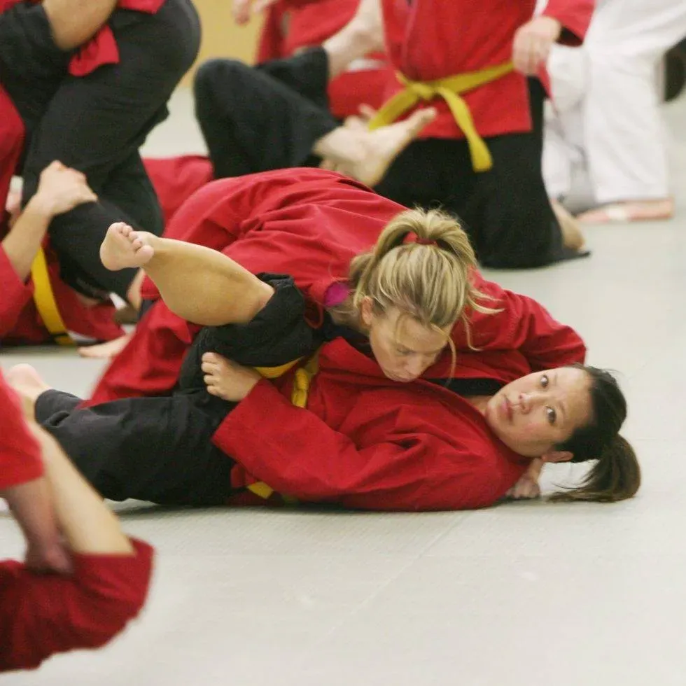 How Self-Defense Training Improves Mental Strength and Awareness?