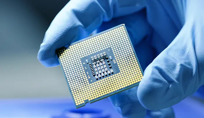 How Semiconductor Stocks Benefit from AI and Data Centers