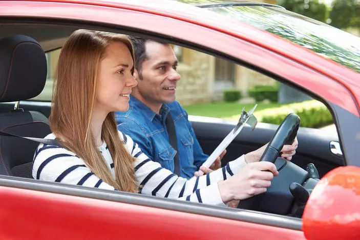 How much do driving lessons Brisbane cost?