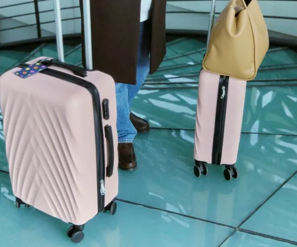 5 Situations Where Shipping Luggage Within the USA Makes More Sense Than Checking a Bag