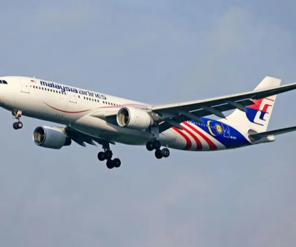 5 Situations Where Shipping Luggage Within the USA Makes More Sense Than Checking a Bag