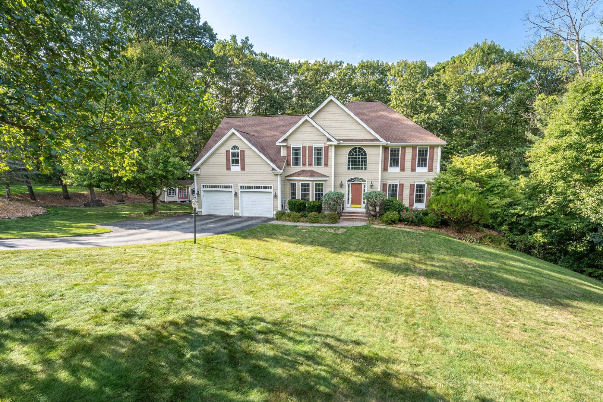 10 Things to Know Before Buying Vacation Homes in New Hampshire