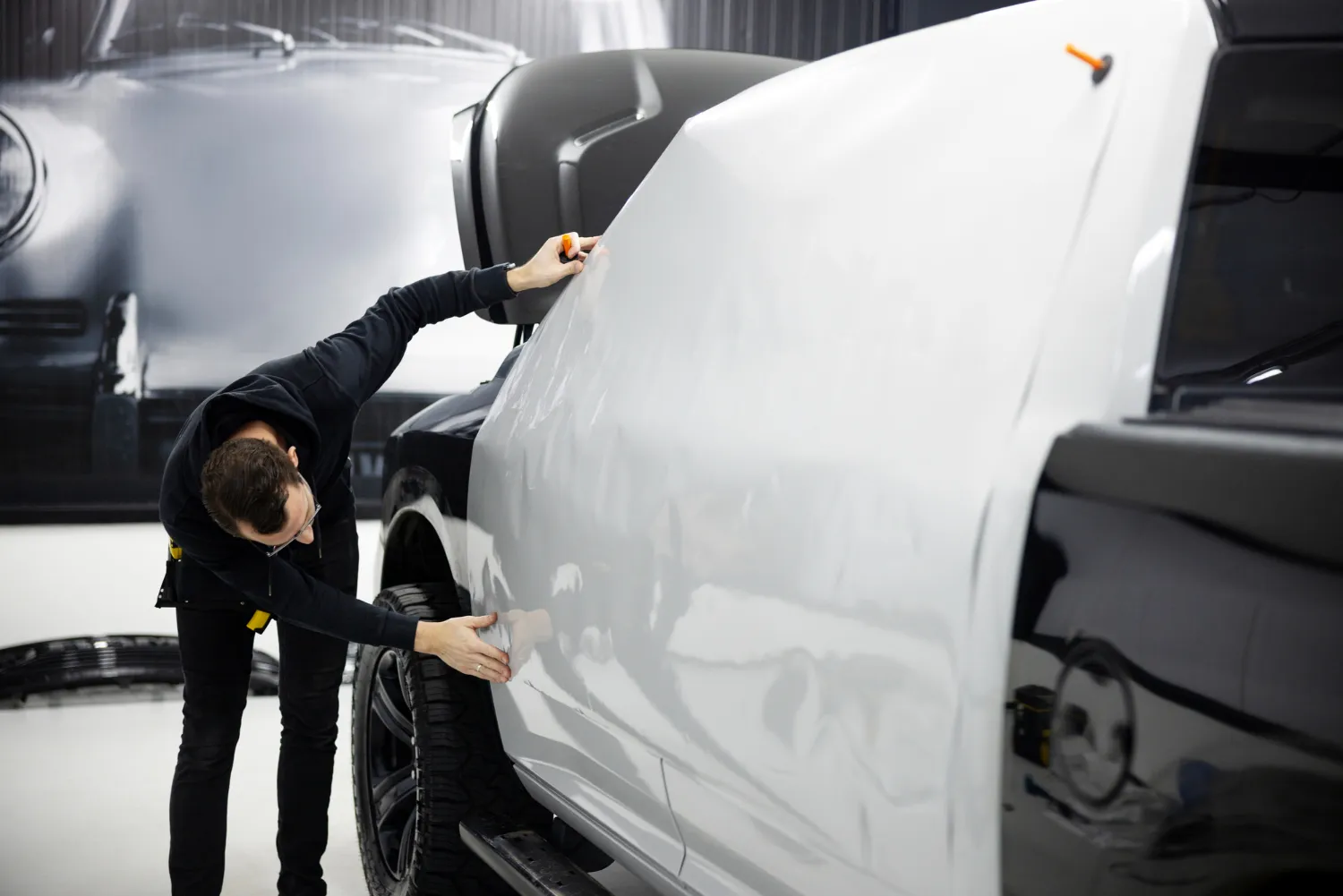 Benefits of Installing Car Rear Window Graphics on Your Vehicle