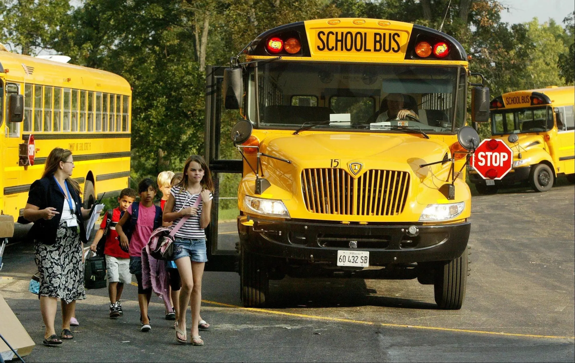 School Bus Rental: Practical Ways To Cut Transportation Costs